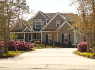 1117 Arboretum Dr, Wilmington, NC 28405