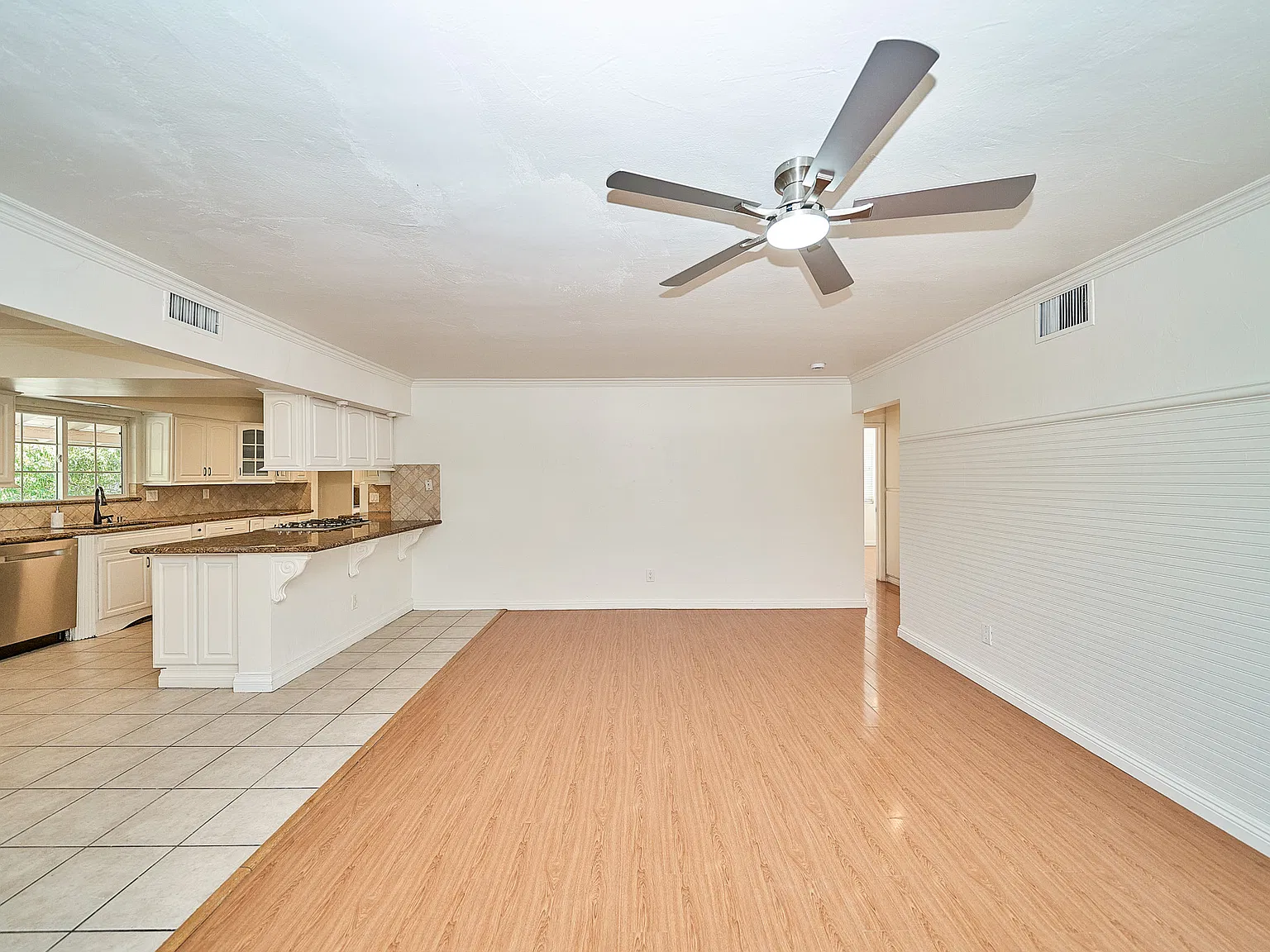 4 bed, 1240 sqft, $3,500 — Photo 3