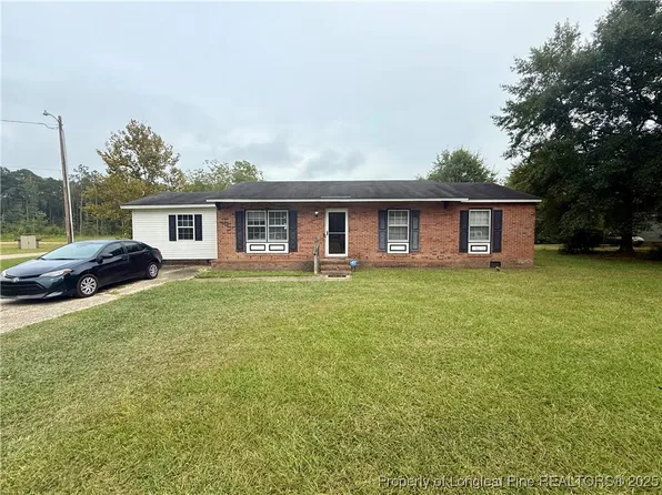 3372 James Dail Rd, Wade, NC 28395