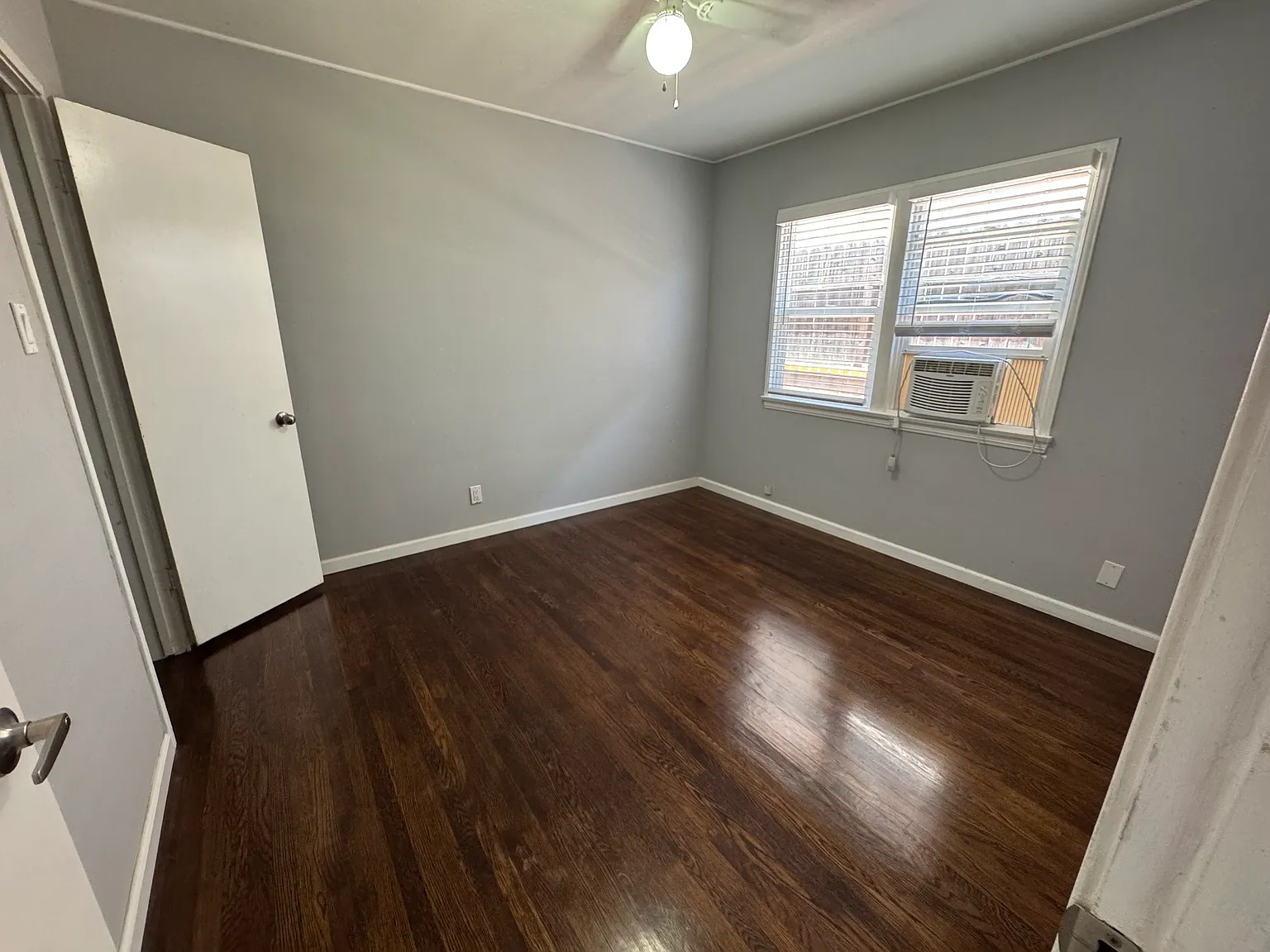 3265 N Park Ln — Photo 3