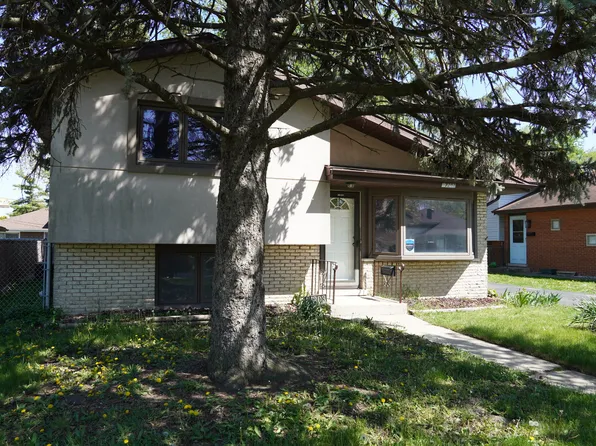 17203 Country Ln, East Hazel Crest, IL 60429