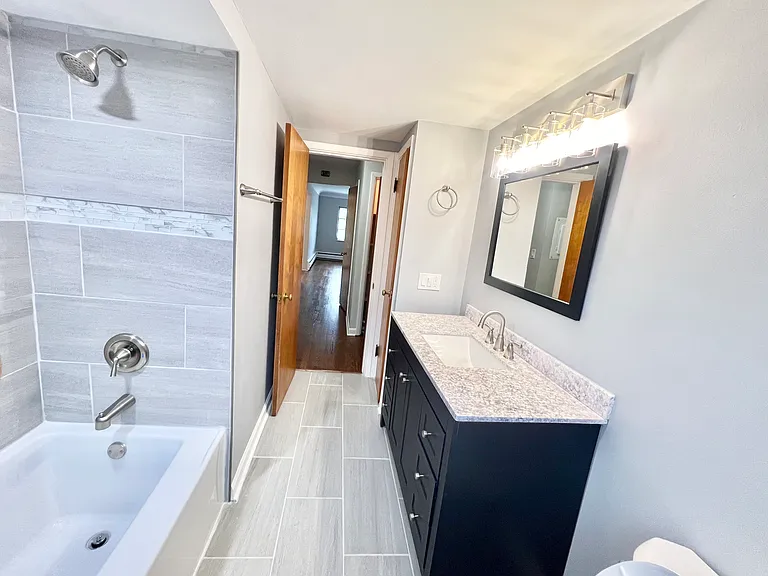 2385 Van Leunen Dr #3 — Photo 18