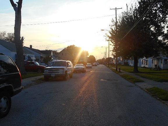 4th image of 12517 Kirton Ave