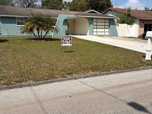 4th image of 9816 N Connechusett Rd