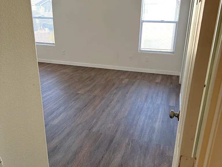 8613 Palomino Ranch St — Photo 16