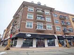 24 W Station St Unit 206W, Palatine, IL