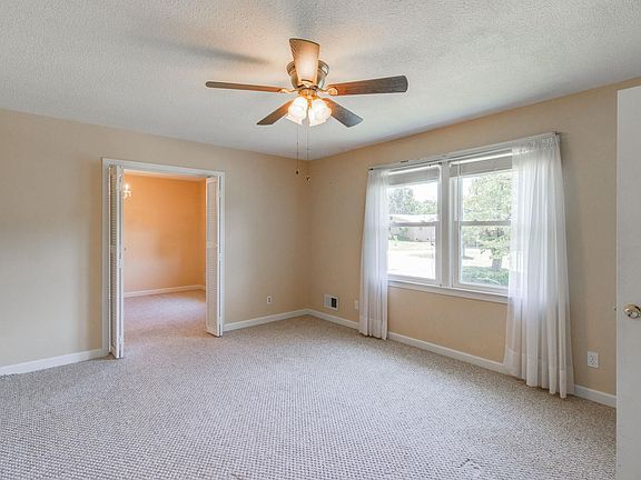 5th image of 9505 Puritan Rd