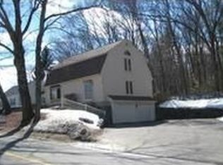 105 Causeway St, Hudson, MA 01749