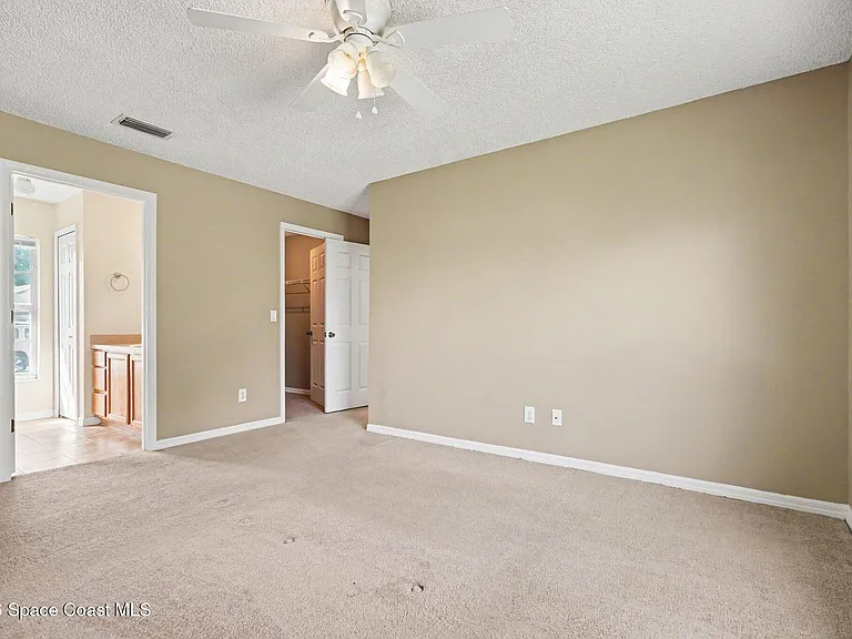 1154 Ida Way — Photo 12