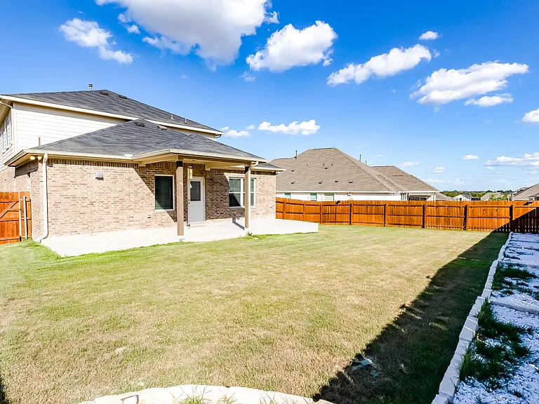 6601 Avila Way — Photo 33
