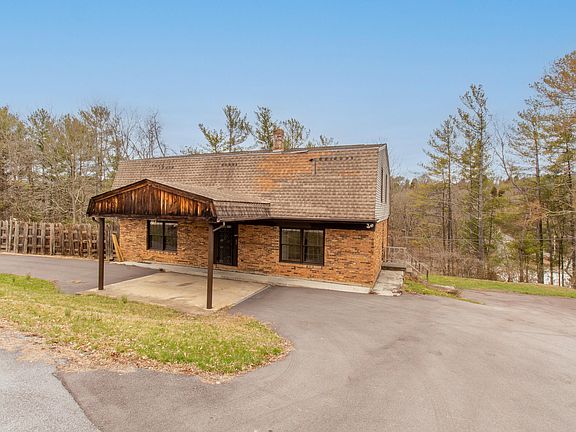3rd image of 145 Rosefield Dr