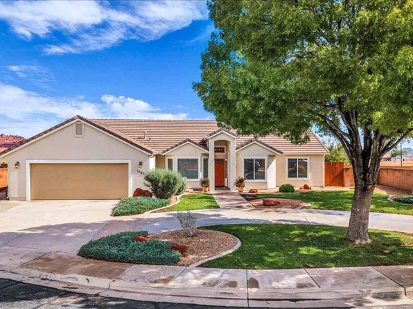 1025 S 375th St E, Ivins, UT 84738