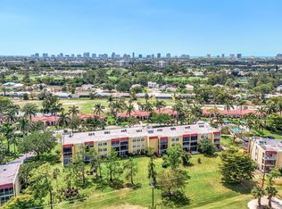 1084 Forest Lakes Dr APT 201, Naples, FL 34105
