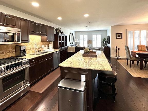 3rd image of 601 E Micheltorena St Unit 108