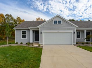 1548 N Village Cir, Kalamazoo, MI 49009