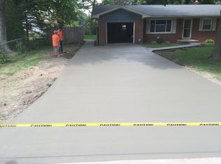 6350 Cranston Pl, Saginaw, MI 48603