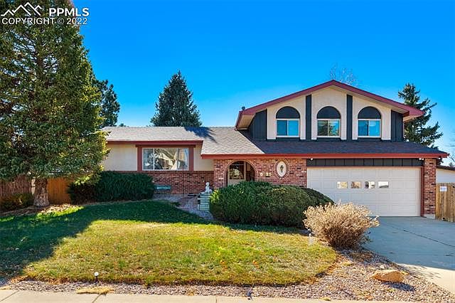 1st image of 6425 Pawnee Cir
