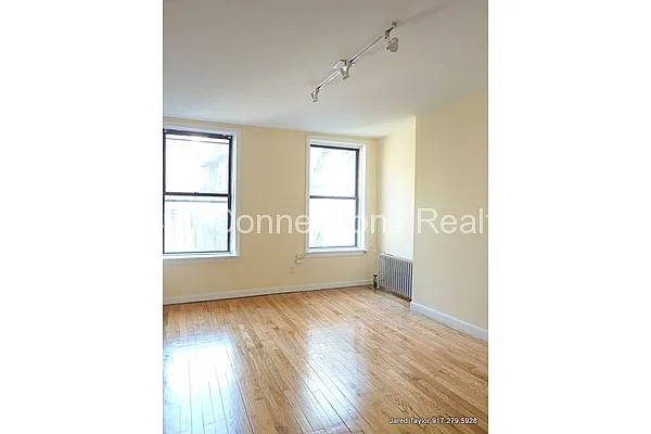 Rented by City Connections Realty | media 21