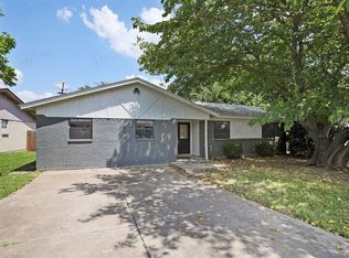 6924 Yorkston St, Watauga, TX 76148