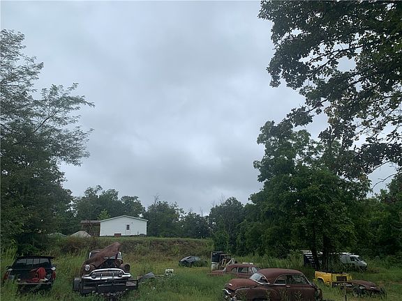 4th image of 10635 Prairie Creek North Rd