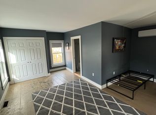 77 Depot St, Hyde Park, VT 05655