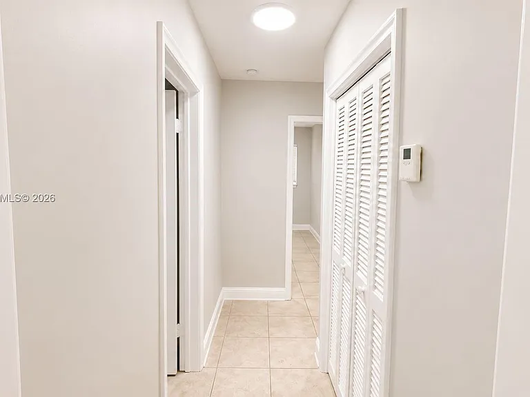 2332 Roosevelt St #32 — Photo 9
