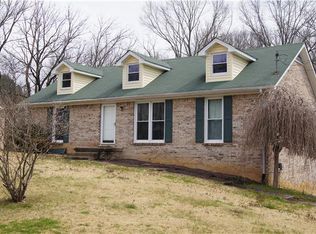 213 Smokey Dr, Columbia, TN 38401