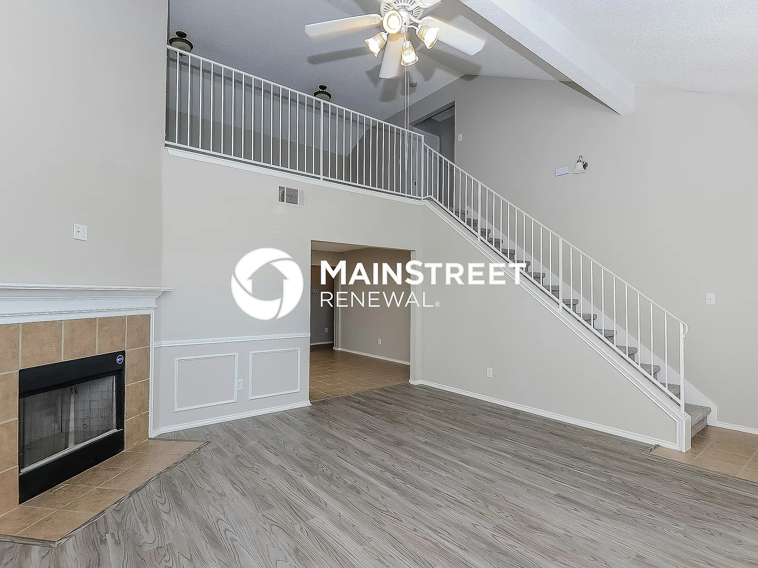 4300 Bent Oaks Dr — Photo 2