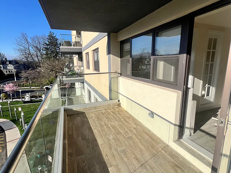 123 S Munn Avenue — Photo 34