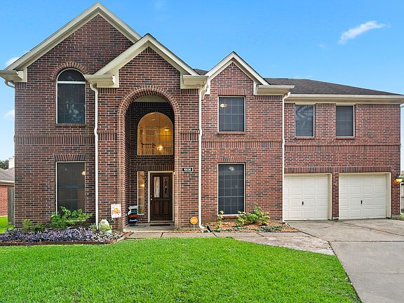 3rd image of 1908 Oak Hollow Dr W