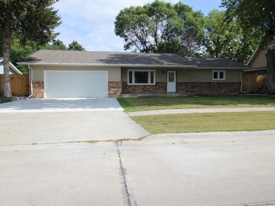 1401 S Buffalo Bill, North Platte, NE, 69101
