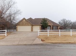 4950 Big Oak Cir, Guthrie, OK 73044