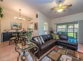 10804 King George Ln, Naples, FL 34109
