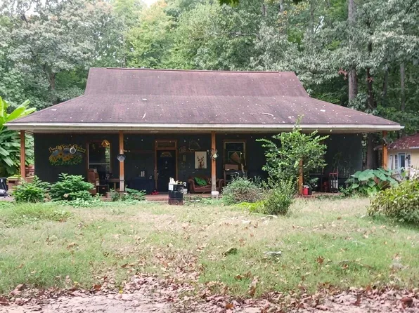 2374 Beaverdam Rd, Spring Grove, VA 23881