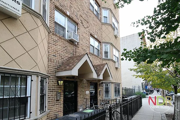 Rented by Next Door Realty NYC | media 39