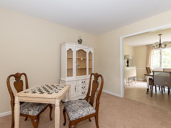 5th image of 8305 Valleywood Ln