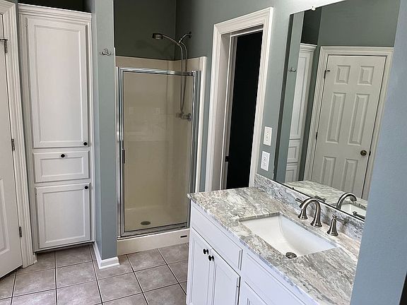3rd image of 38257 Kynlee Ave