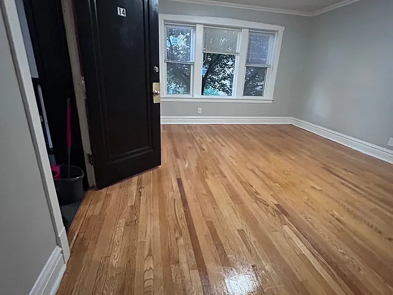 5105 W 21st St #14 — Photo 13