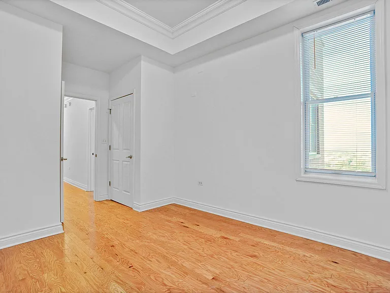 828 W Grace St #1503 — Photo 10