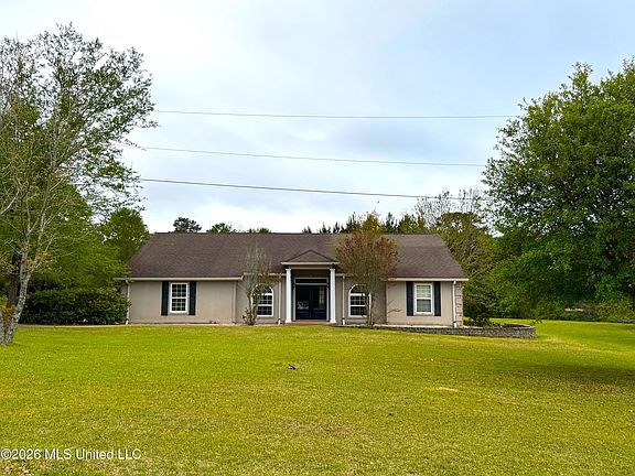 2nd image of 1038 Deerfield