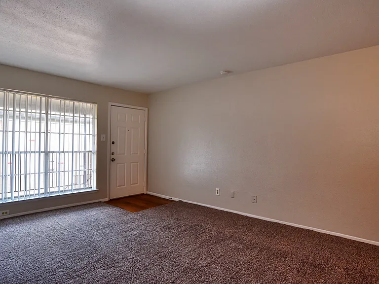 The Heights at Post Oak — Photo 53