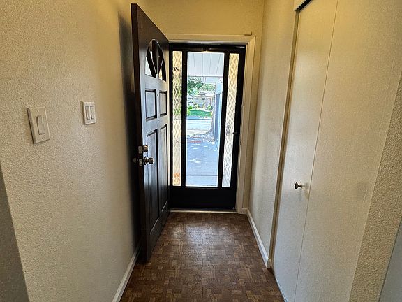 4th image of 2840 Grose Ln