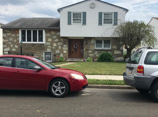 11981 Dumont Rd, Philadelphia, PA 19116