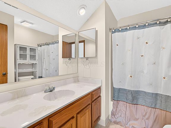 4th image of 1291 Stratford Ct