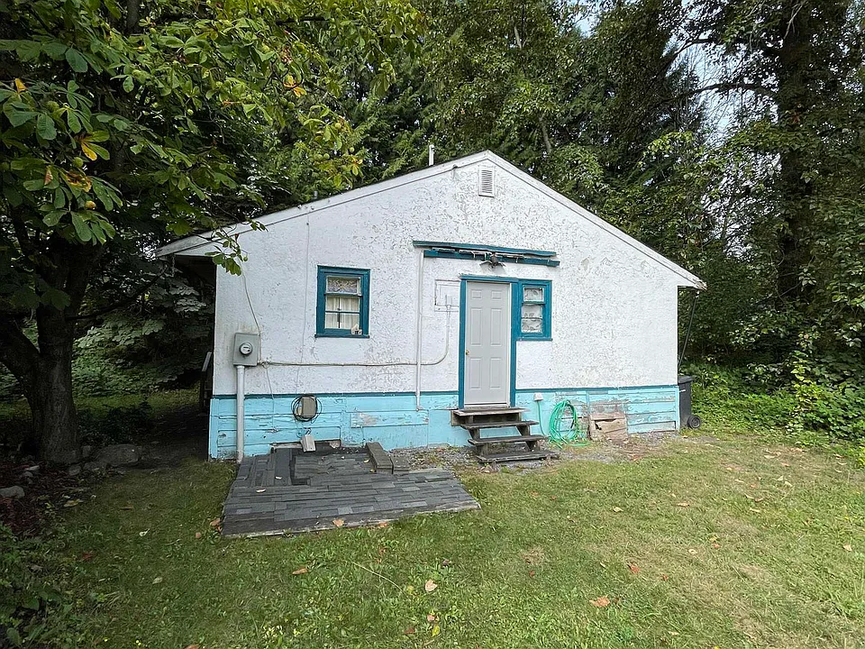 1127 Dominion Ave