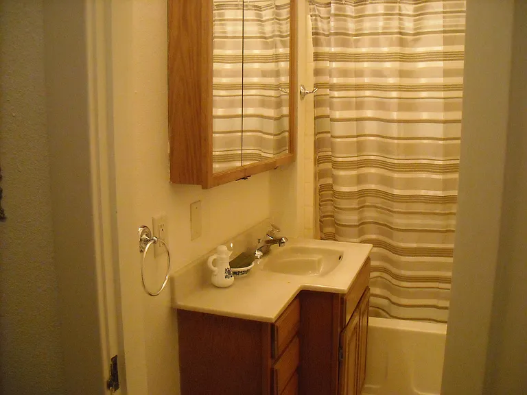 6335 N Mobile Ave — Photo 11