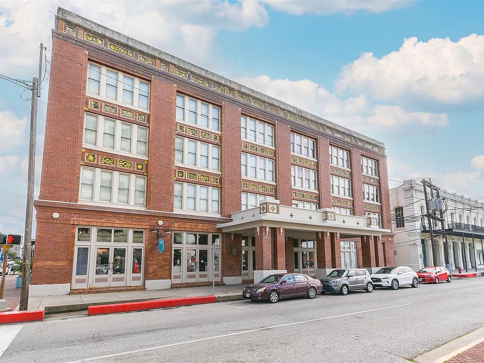 1st image of 202 25th St APT 303