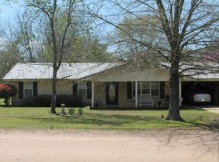 1201 W Choctaw St, Broken Bow, OK 74728