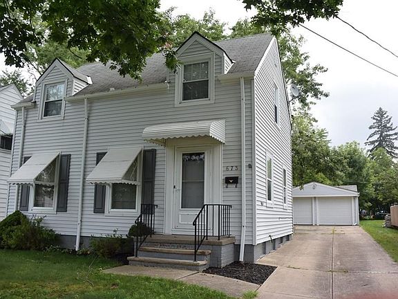 2nd image of 673 Lincoln Blvd