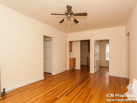 4th image of 3916 N Pine Grove Ave #2F